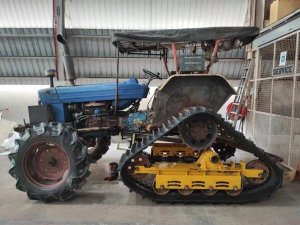  Rubber track of rotary tiller